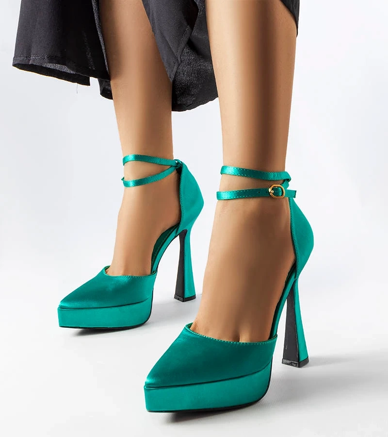 Grüne Stilettos Dallas