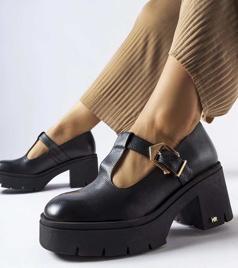 Schwarze Leder-Halbschuhe von Karino