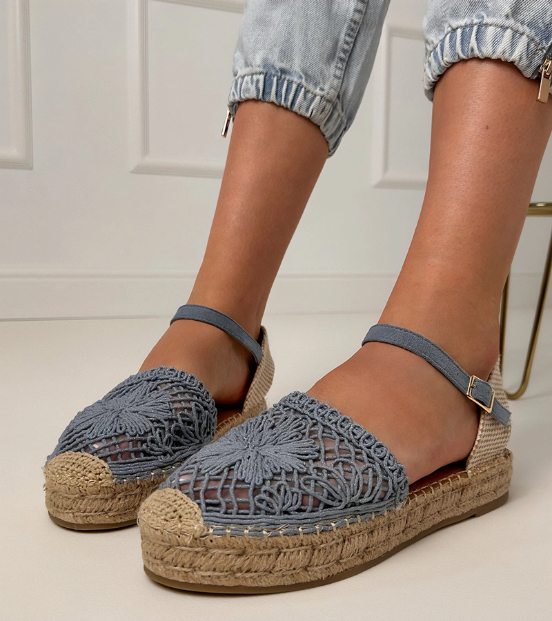 Blaue durchbrochene Espadrilles-Sandalen Santos