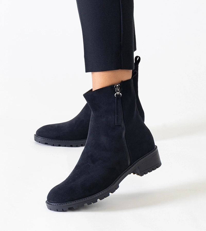 Schwarze hohe Plateauboots aus Eco-Suede Zahra.