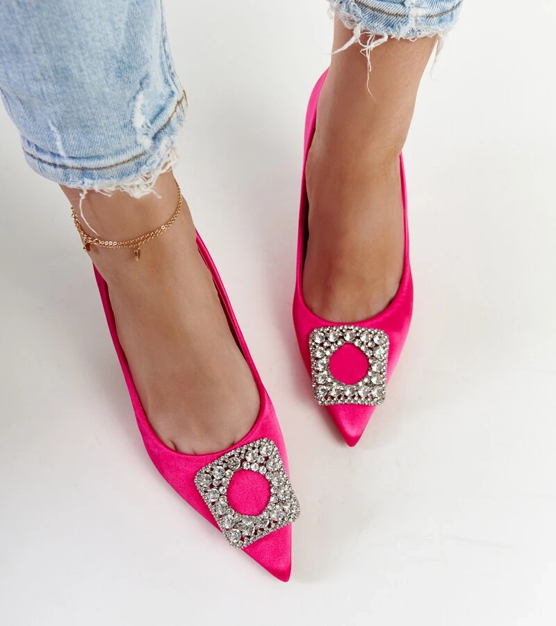 Rosa Pumps mit Satin-Finish und Zirkonia von Clemente