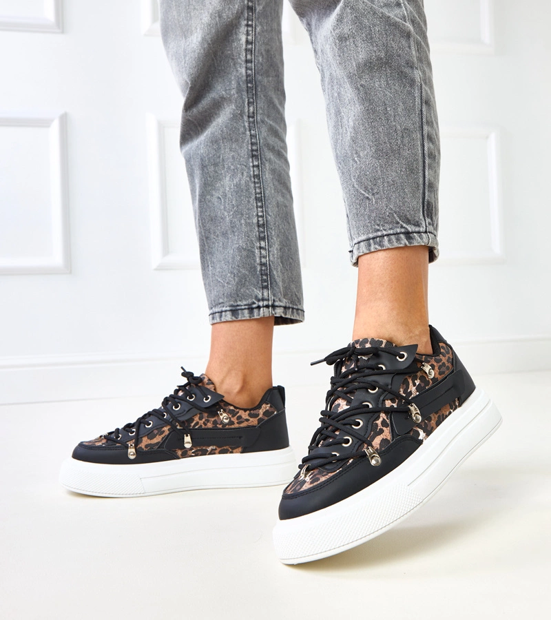 Schwarz-weiße Sneaker mit Plateausohle und Leopardenmuster Felizia