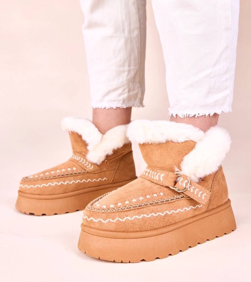 Braune Schneestiefel mit Zierstickerei Ciana