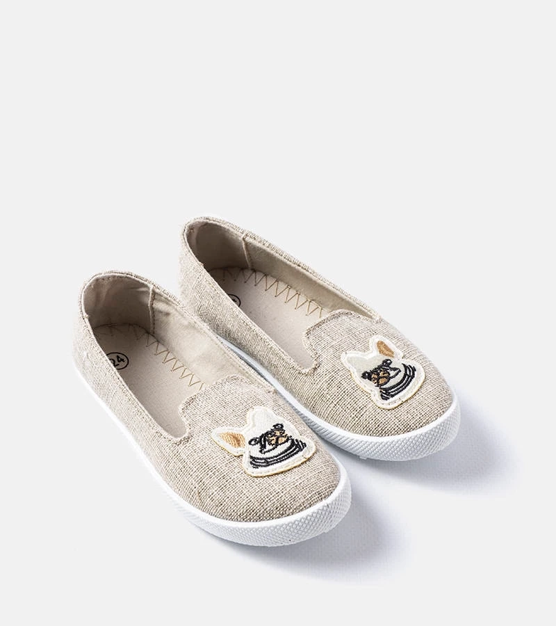 Graue Kinder-Turnschuhe mit Naomi-Applikation