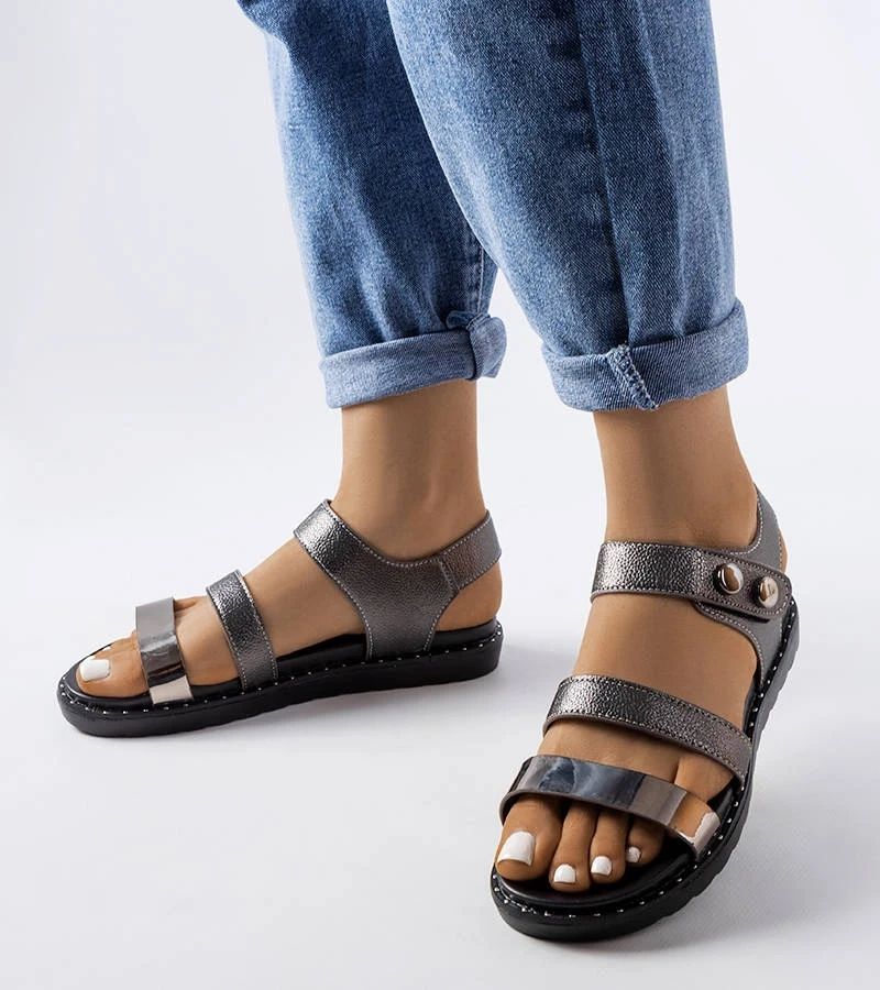 Graue metallische Lanham Sandalen