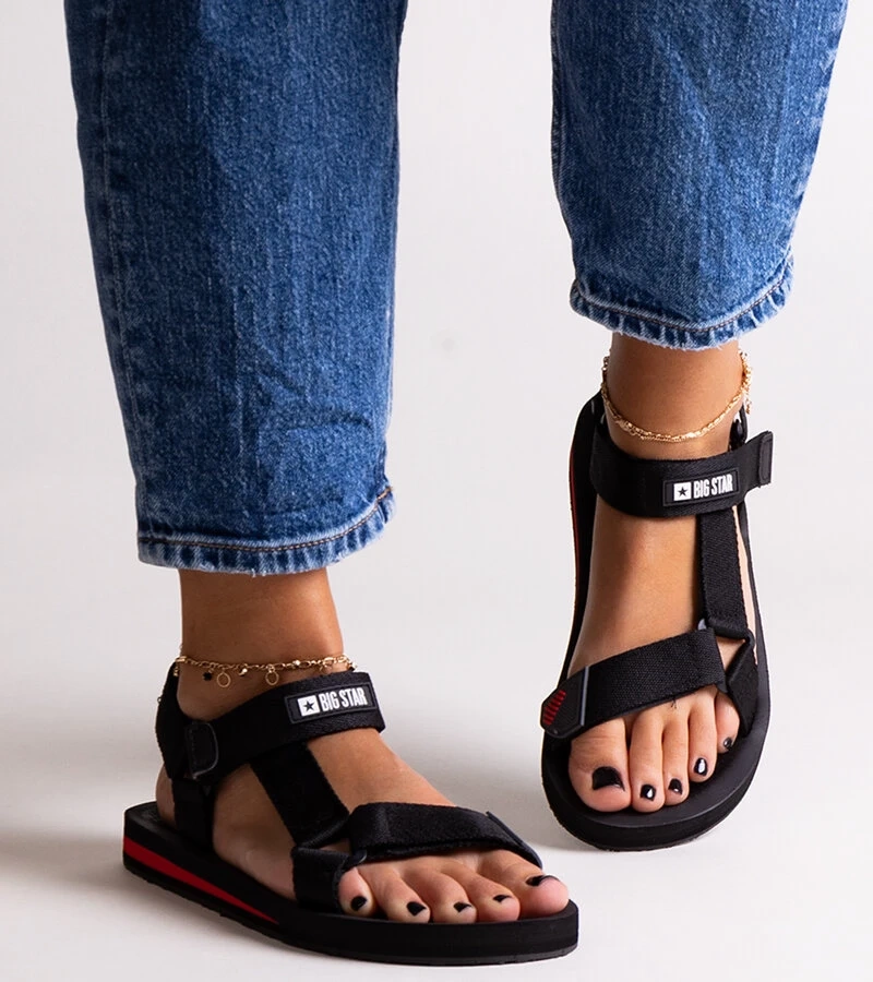 Schwarze Sportsandalen Big Star DD274A282