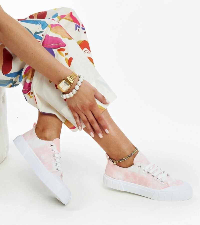 Jerinas rosa Stoffturnschuhe