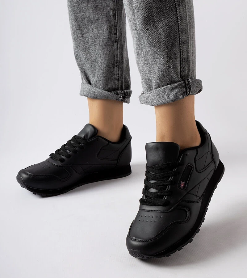 Klassische schwarze Poulsen Sneakers