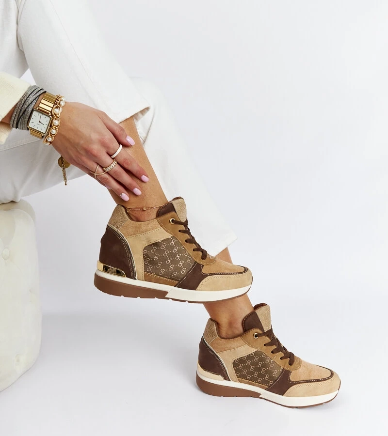 Braune Chestnut Keil-Sneakers