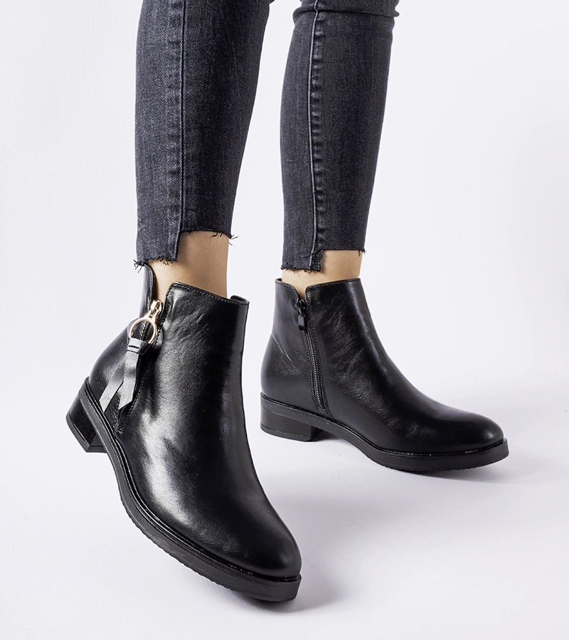 Schwarze gefütterte klassische Stiefeletten Corciano