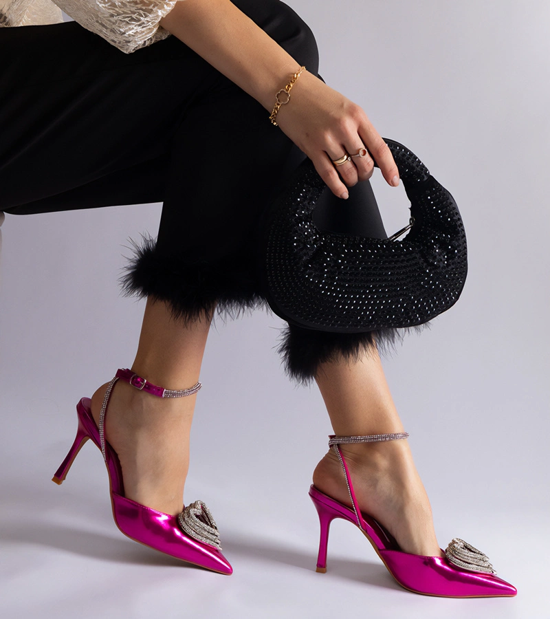 Rosa Slingpumps mit Strasssteinen Isoda