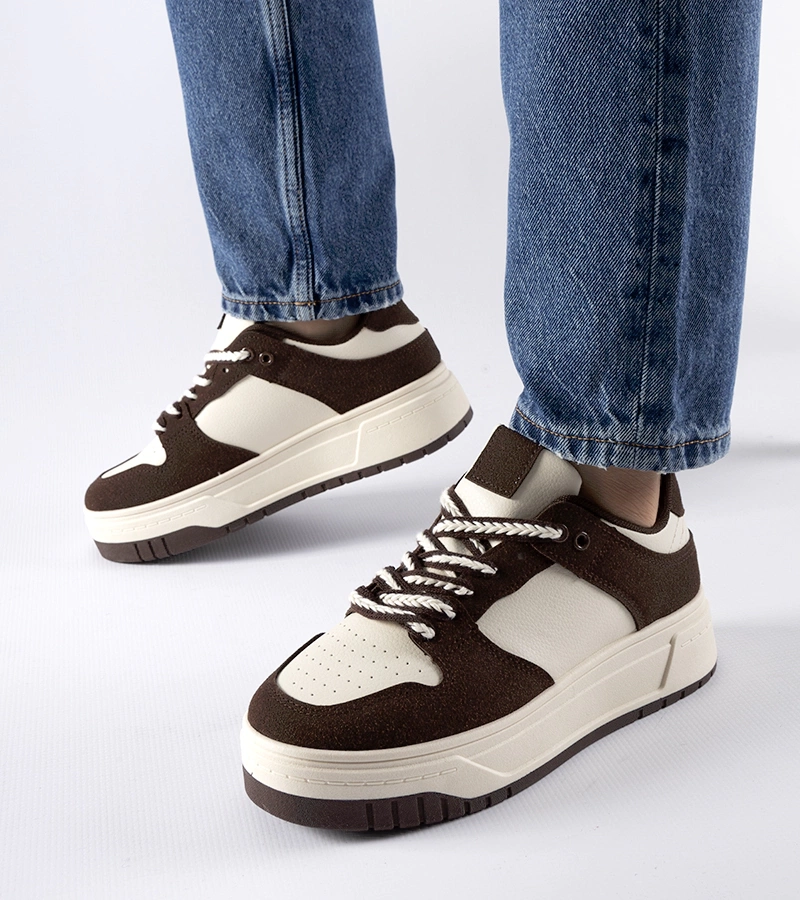 Braune Plateau-Sneakers von Crim