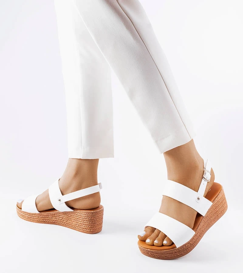 Weiße Keilsandaletten von Pogibonsi