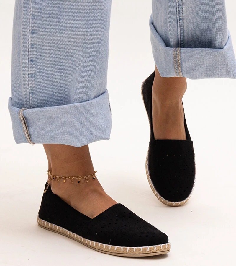 Augusts schwarze durchbrochene Espadrilles