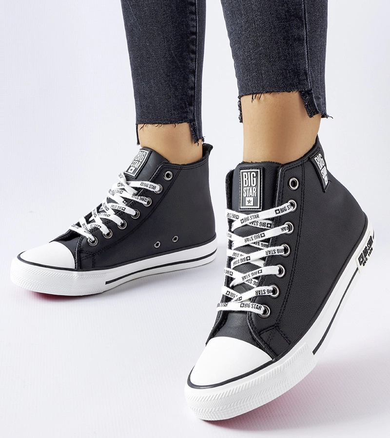 Schwarze gefütterte Sneakers Big Star KK274598