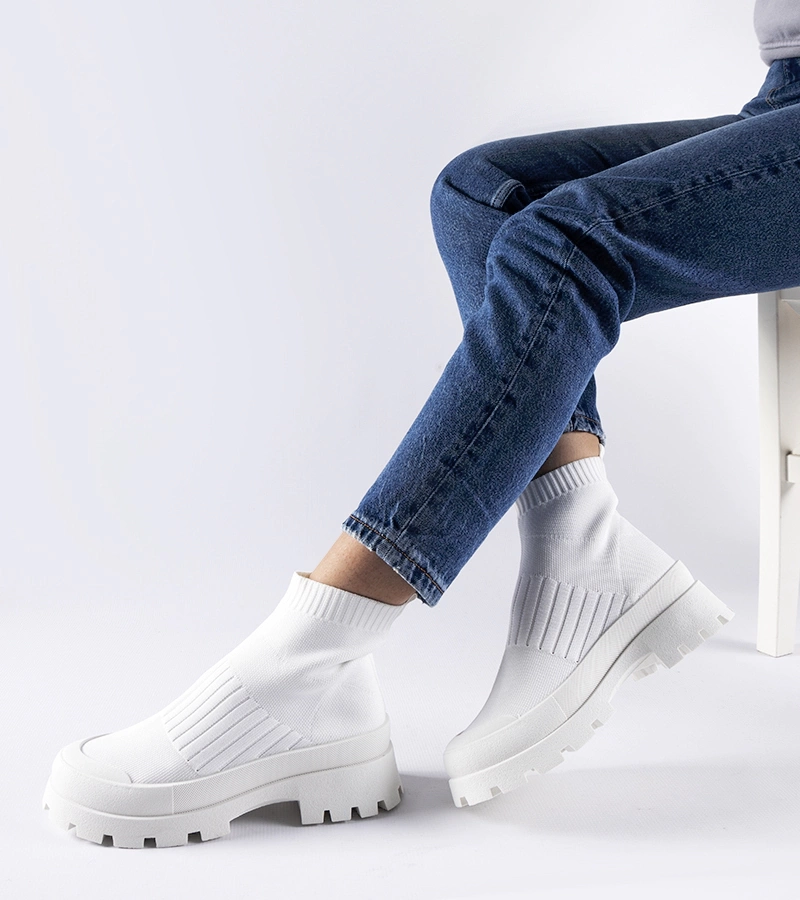 Weiße Varden Sneakers mit elastischem Schaft