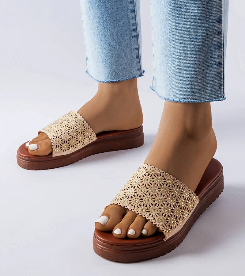 Beige durchbrochene Irvine-Pantoletten mit Zirkonia