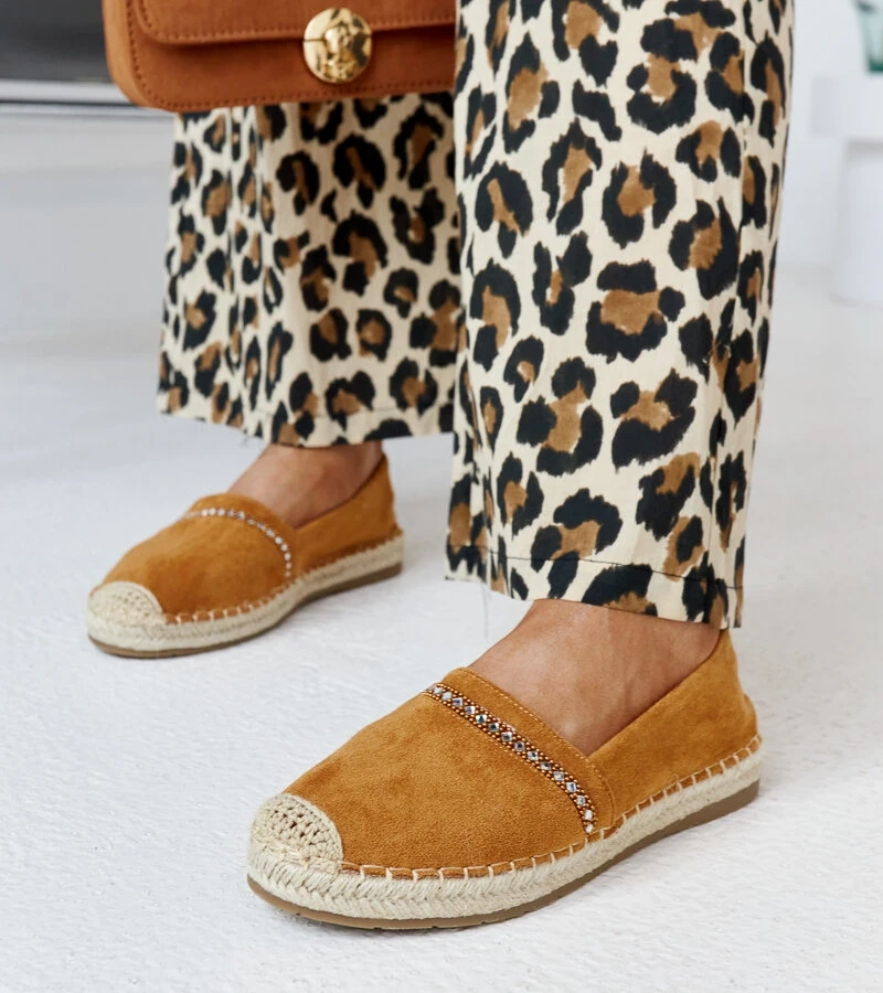 Braune Espadrilles mit Zirkonia von Abia