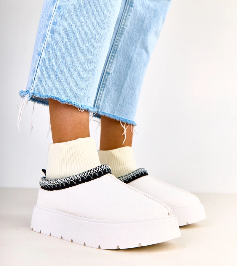 Weiße Schneestiefel mit sockenartigem Schaft Melary