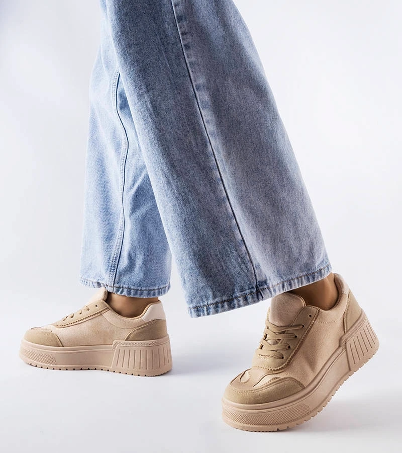 Beige Plateau-Sneaker von Fabienne