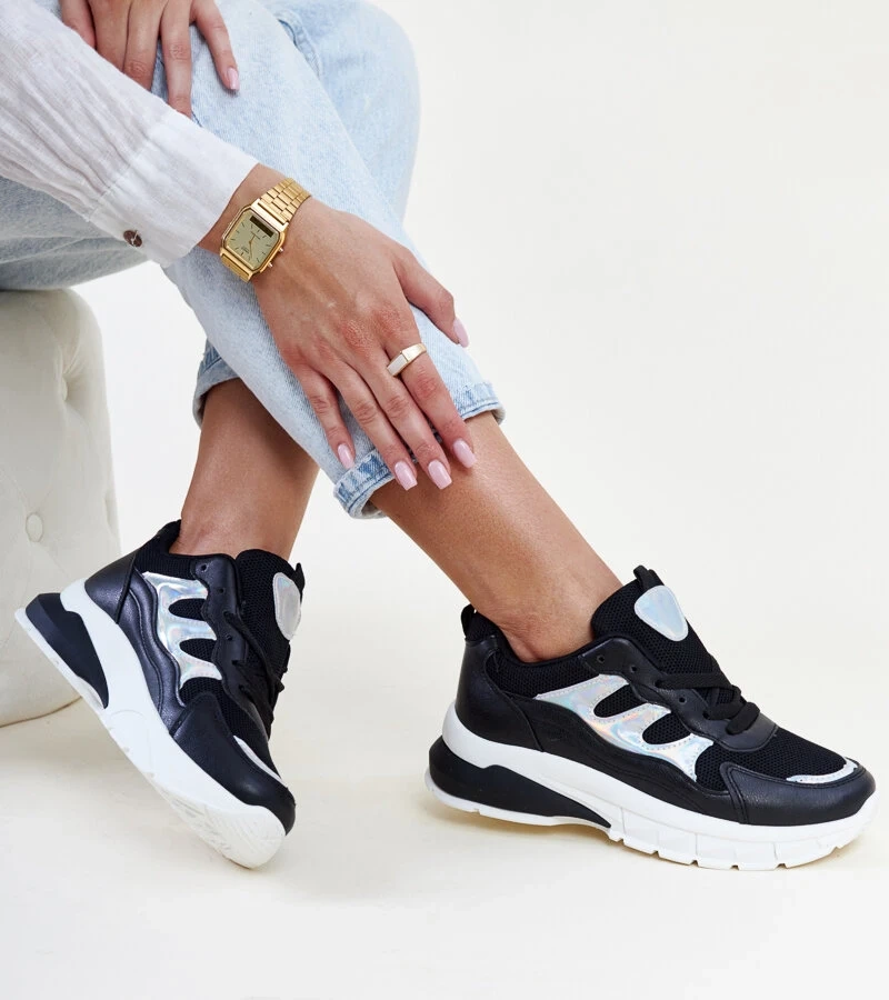 Schwarze Sneakers mit dicker Sohle Matea