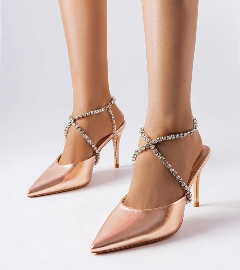 Goldene Drainer Stilettosandalen