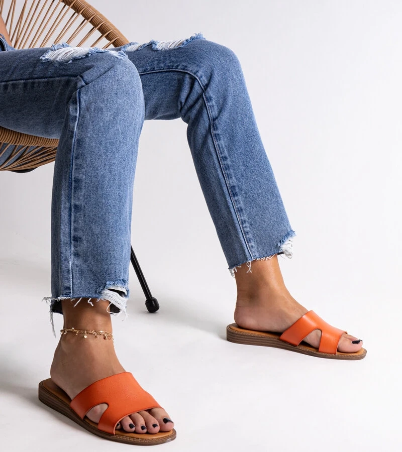 Orangefarbene Flip-Flops aus Eco-Leder von Kajetan