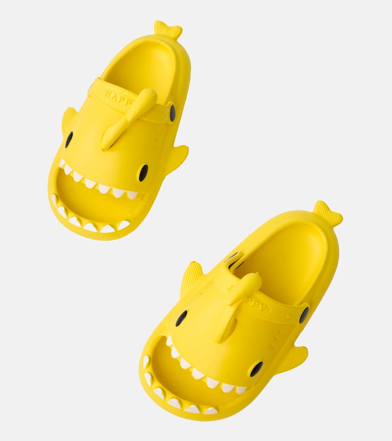 Gelbe Kindersandalen mit Haifischmotiv Tossi
