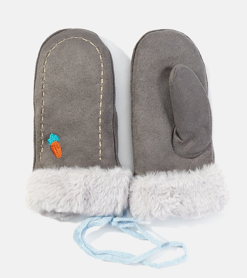 Graue Kinderhandschuhe von Carrot