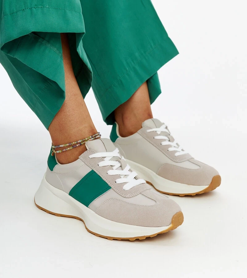 Grau-grüne Ledersneakers von Ganim