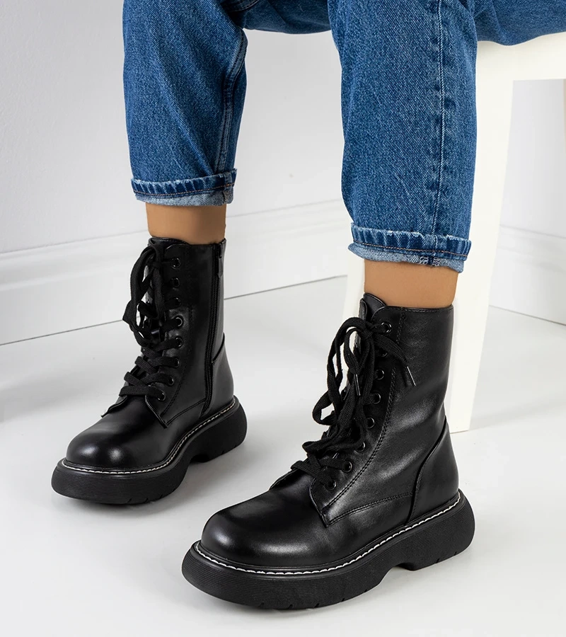 Schwarze Myrefall Stiefeletten im Stil von Kampfstiefeln