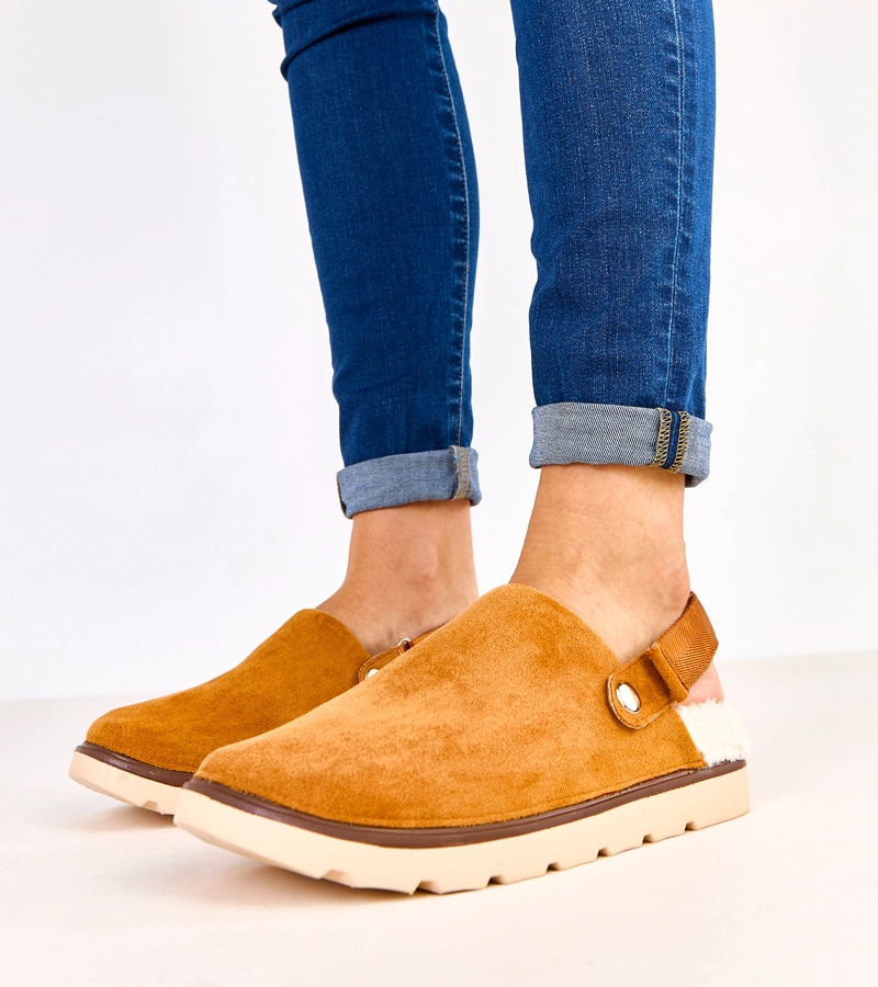 Braune geschlossene warme Pantoffeln mit Verschluss Unseta