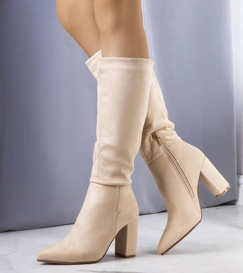 Beige gefütterte Stiefel mit Blockabsatz Narcis