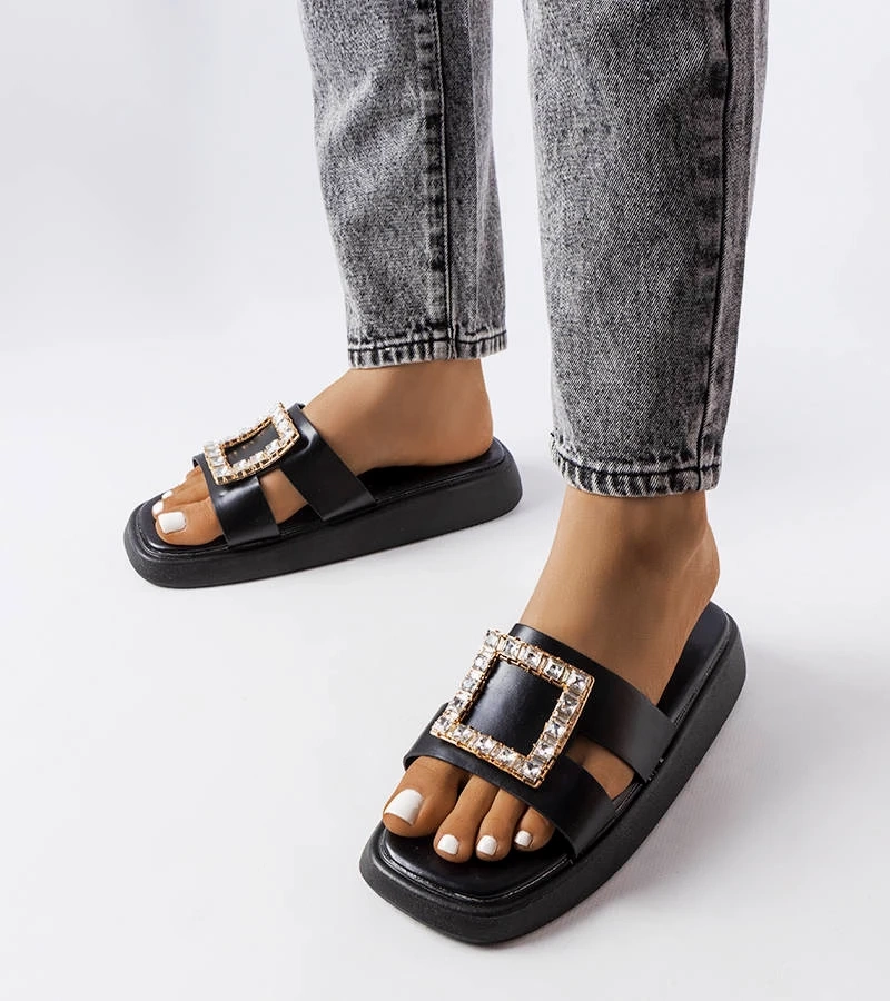 Schwarze Pantoletten mit Zirkonen von Fusberta