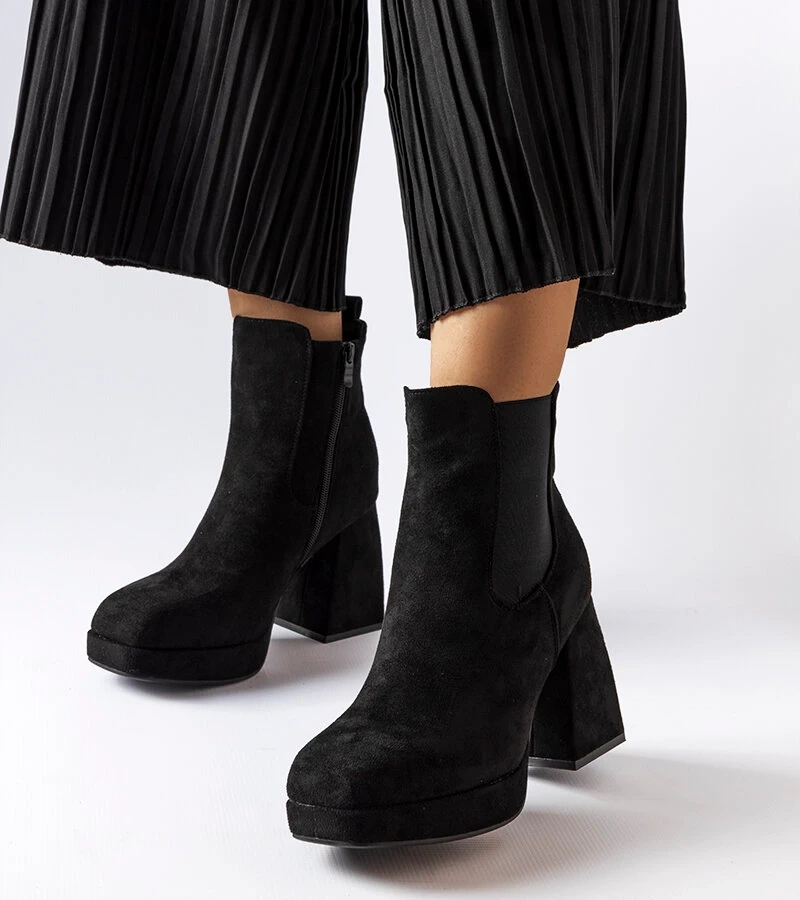 Schwarze Öko-Wildleder Stiefeletten Province