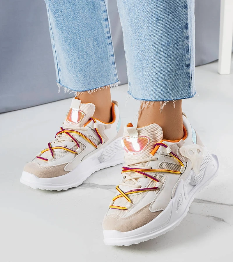 Beige Sneakers aus kombinierten Materialien Traci