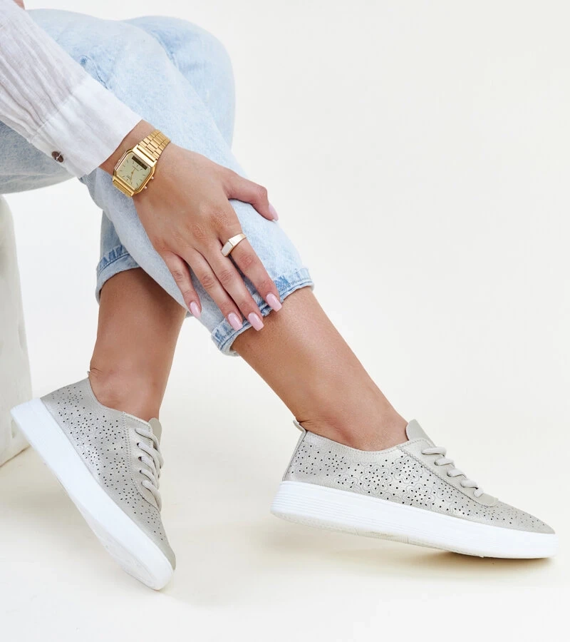 Goldene Tennisschuhe aus Öko-Leder Whitley