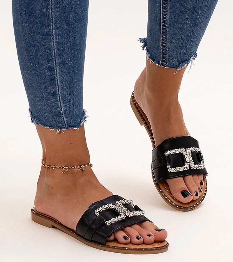 Schwarze Pantoletten mit dekorativer Schnalle von Rochael