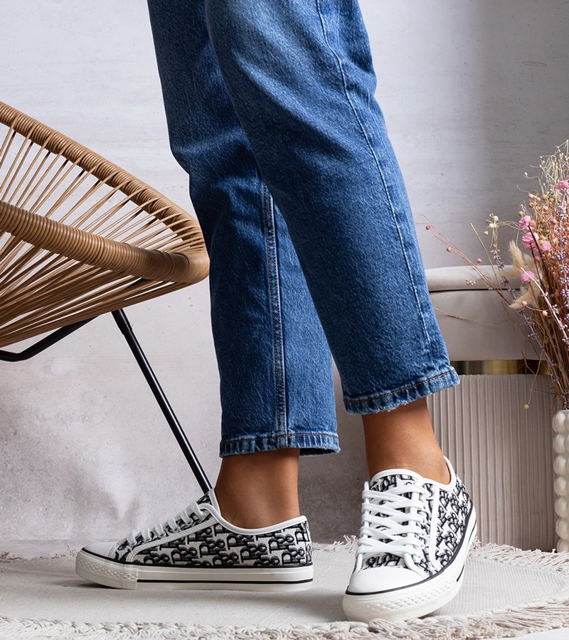 Schwarz-weiße Damen-Sneaker von Rimmie