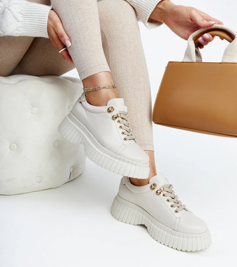 Hellbeige Leder-Sneakers von Karino