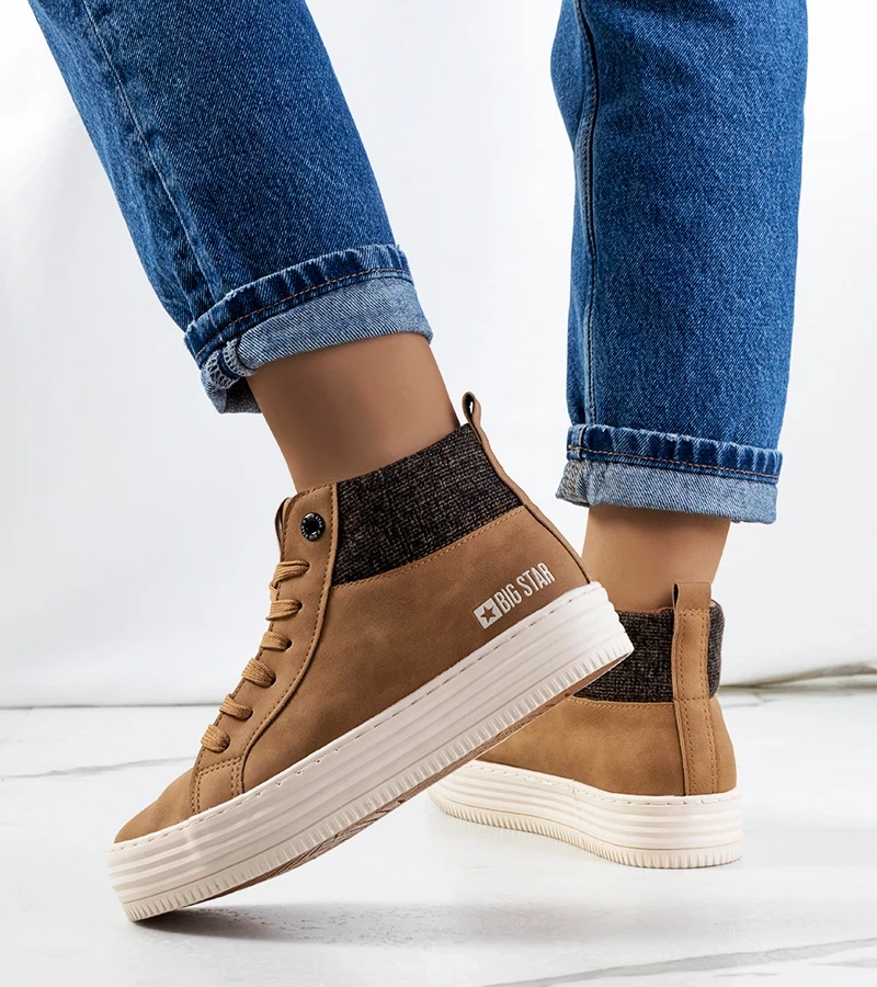 Braune gefütterte Sneaker BIG STAR II274145