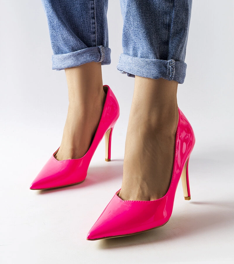 Neonrosa lackierte Stilettos von Duerr