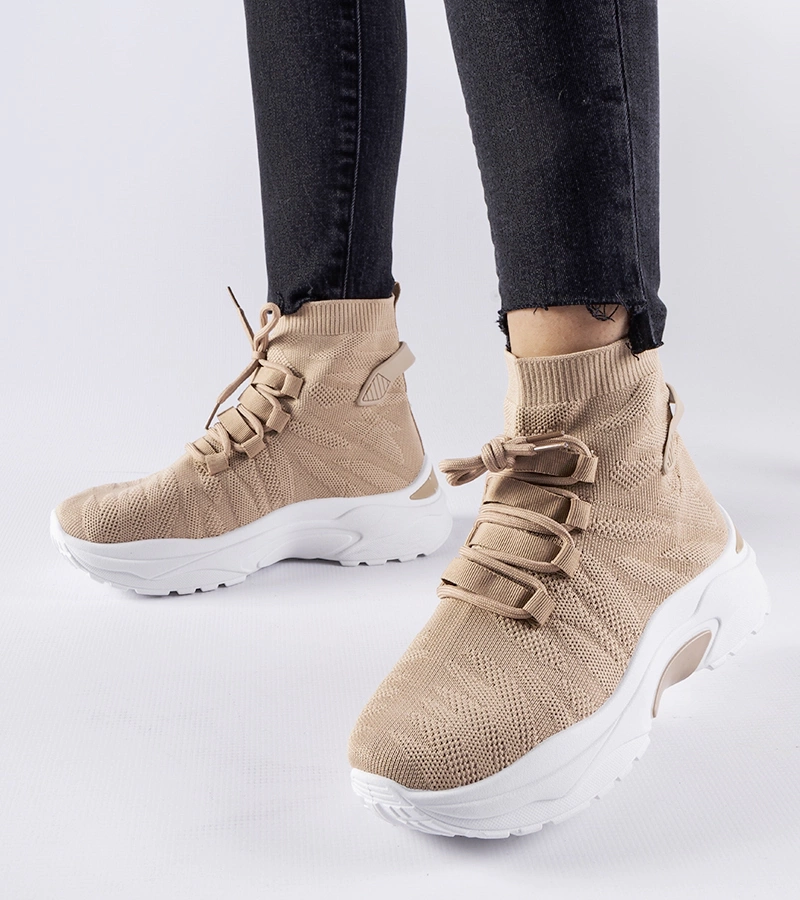 Braune hohe Sneakers von Vigatto