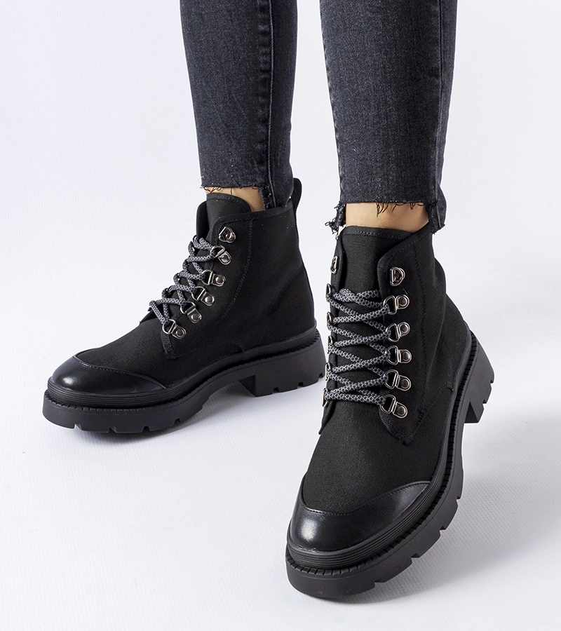 Schwarze Stoff-Trap-Stiefel Alicudi