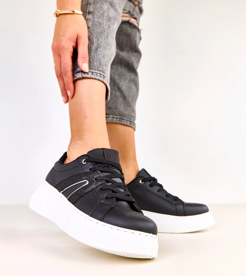Schwarze Sneakers mit Plateausohle und glitzerndem Akzent Jeromi