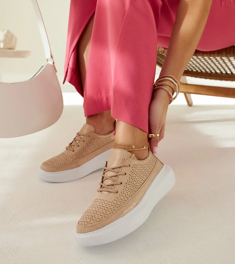 Goldene Lori Plateau-Sneakers