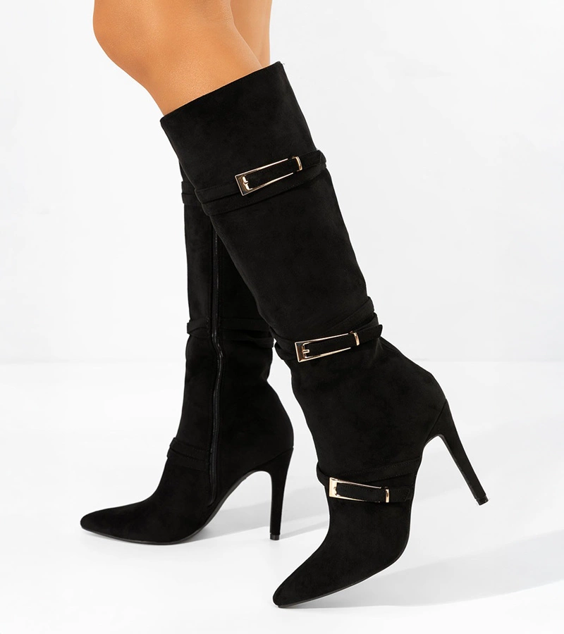 Schwarze Stiefel mit Absatz mit dekorativen Schnallen Sadie