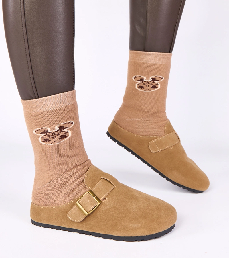 Beige Mules mit dekorativer Schnalle Atoria