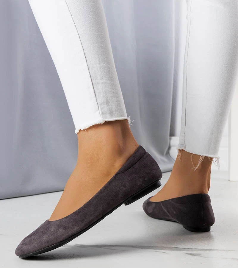 Graue Ballerinas aus Eco-Wildleder von Jules
