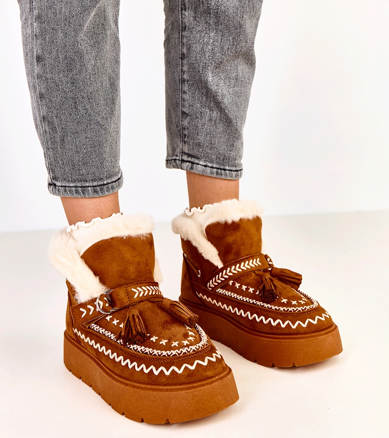 Braune Schneestiefel auf Plateau mit Fransen Maurisa